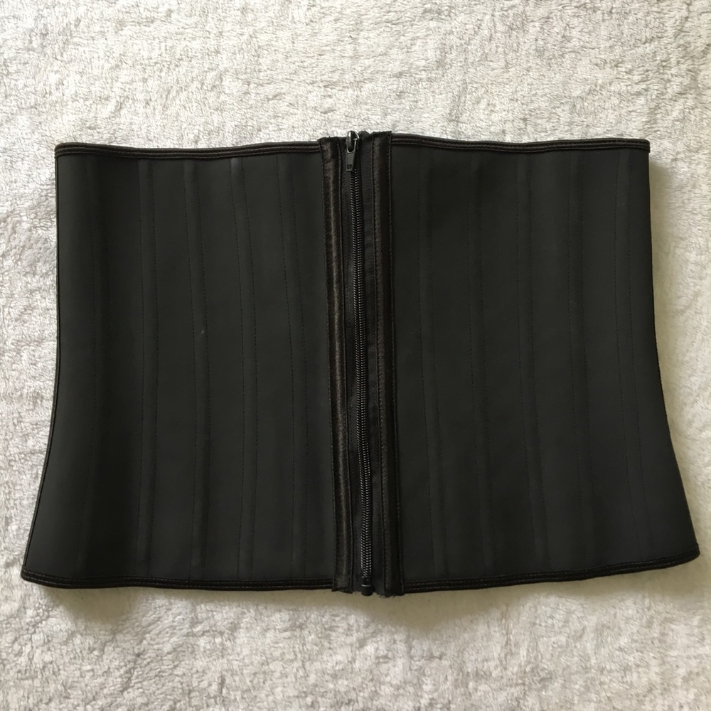 Luxx Curves 25 Steel Bone Waist Trainer Size XL